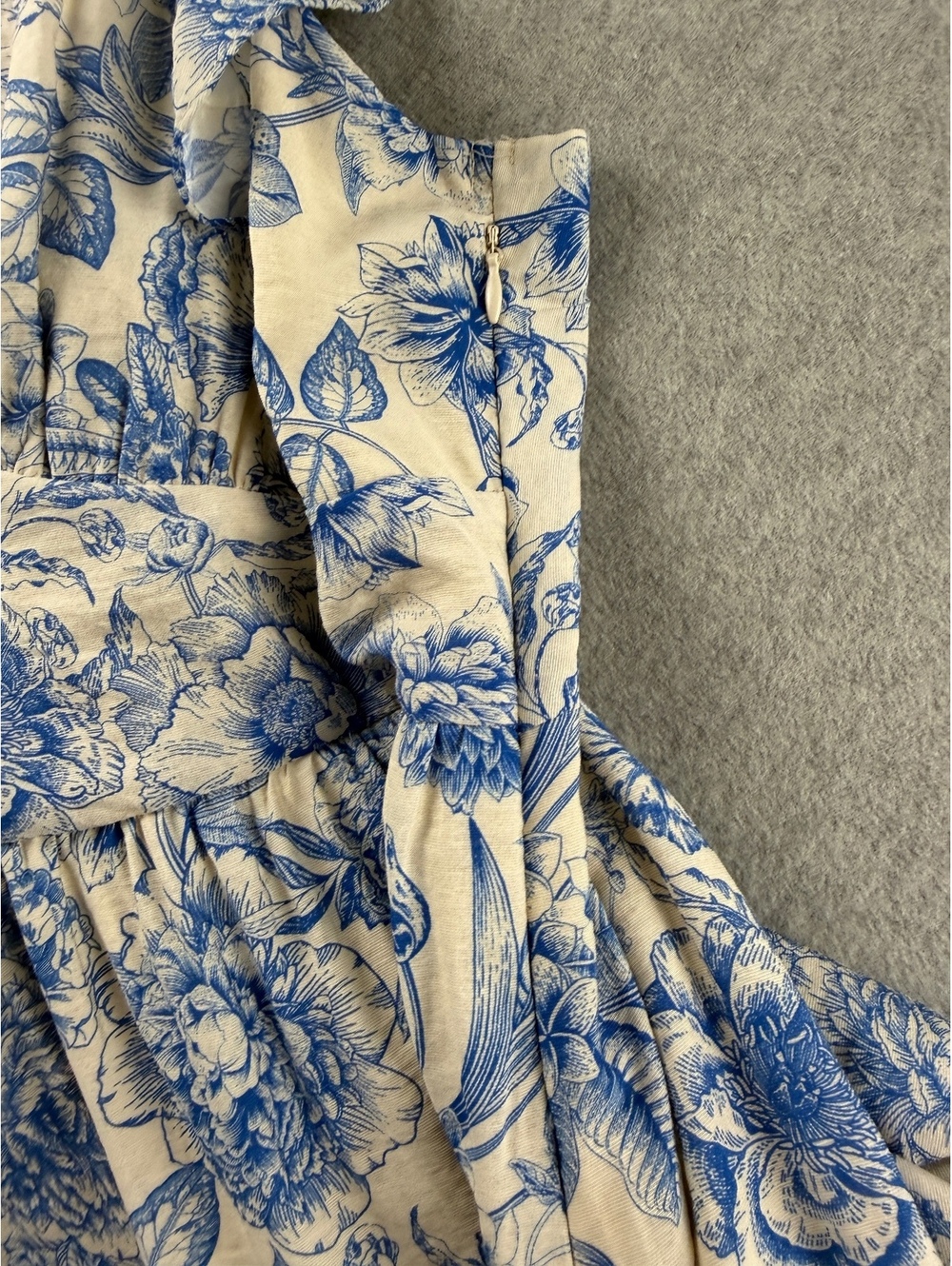 Baltic Born Hampton Maxi Dress L Blue Ivory Floral Tie Back Ruffle Sleeve - Picture 7 of 11